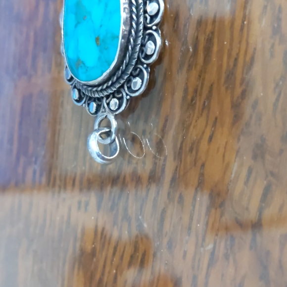 Sterling Silver and Turquoise pendant. Stunning! - Picture 4 of 6